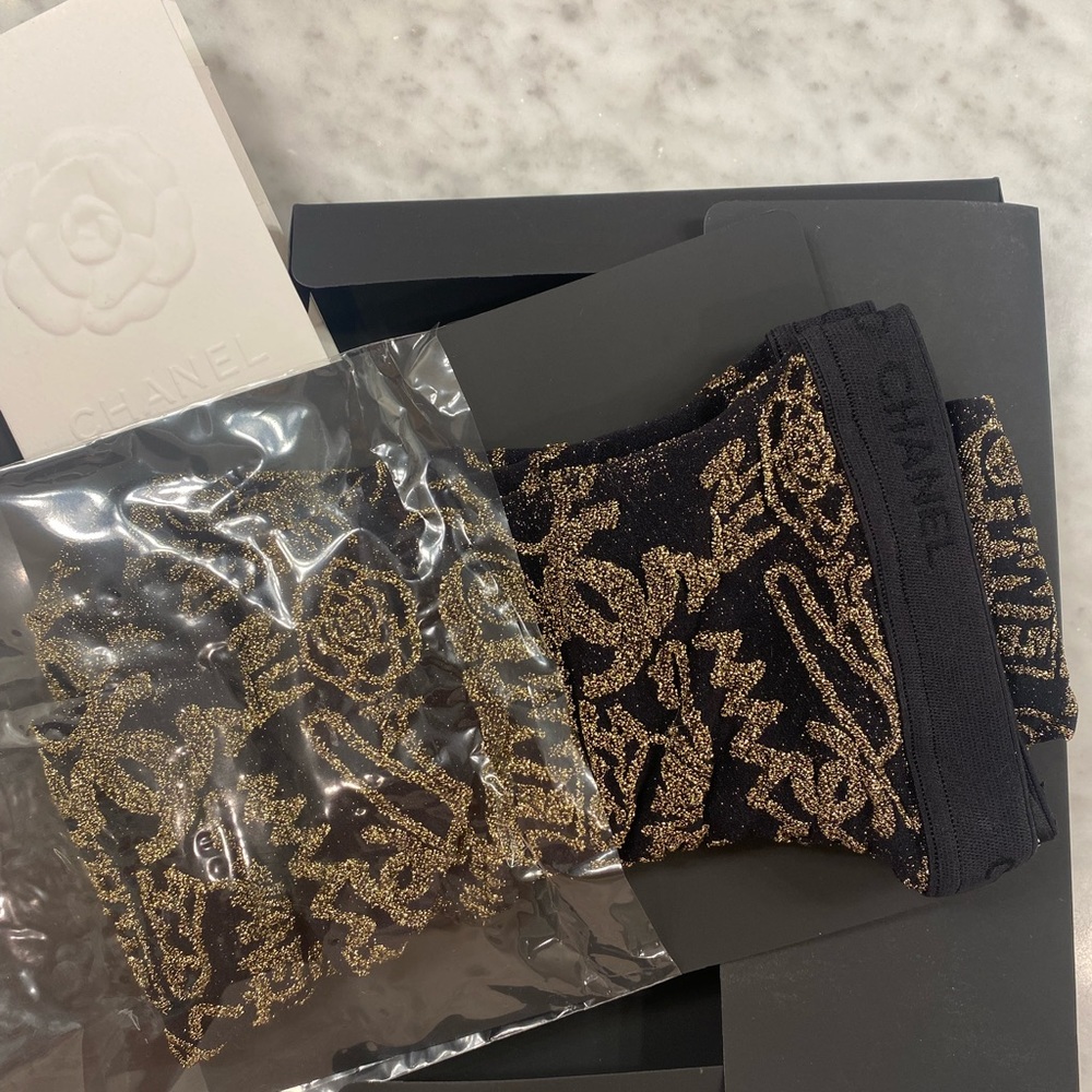 Chanel tights